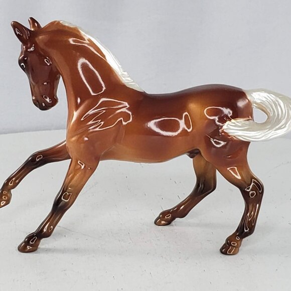 Breyer Breyerfest Gateway To India Vivaan 2017 Stablemate #711254 - Picture 5 of 7
